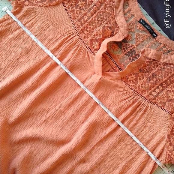 Harlowe and Graham Lace Trim Blouse - Picture 7 of 8